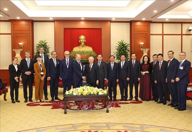 Tổng Bí thư Nguyễn Phú Trọng tiếp Thủ tướng Cộng hòa Liên bang Đức Olaf Scholz - Ảnh 3. Tổng Bí thư Nguyễn Phú Trọng tiếp Thủ tướng Cộng hòa Liên bang Đức Olaf Scholz - Ảnh 3.