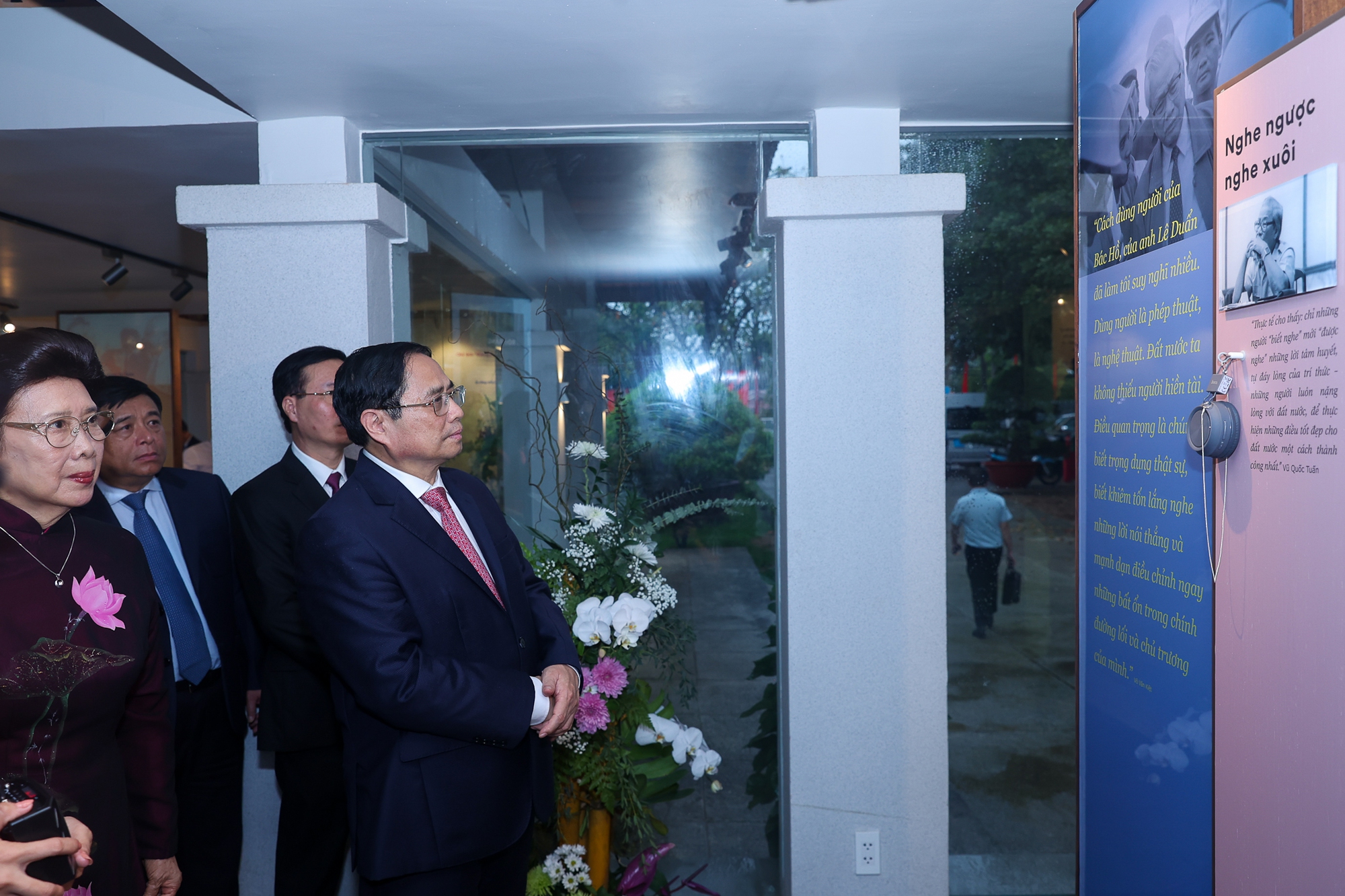 Thủ tướng Phạm Minh Chính dự các hoạt động kỷ niệm 100 năm Ngày sinh đồng chí Võ Văn Kiệt - Ảnh 8. Thủ tướng Phạm Minh Chính dự các hoạt động kỷ niệm 100 năm Ngày sinh đồng chí Võ Văn Kiệt - Ảnh 8.