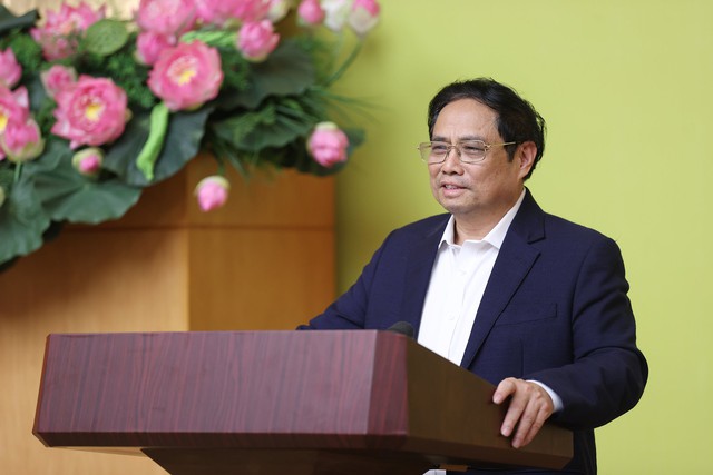 Thủ tướng đề nghị Giáo hội Phật giáo chung tay xây dựng đất nước hòa bình, thịnh vượng, nhân dân ấm no, hạnh phúc - Ảnh 1. Thủ tướng đề nghị Giáo hội Phật giáo chung tay xây dựng đất nước hòa bình, thịnh vượng, nhân dân ấm no, hạnh phúc - Ảnh 1.