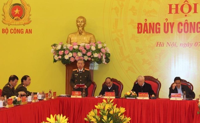 Tổng Bí thư, Chủ tịch nước và Thủ tướng dự Hội nghị Đảng uỷ Công an Trung ương ảnh 7