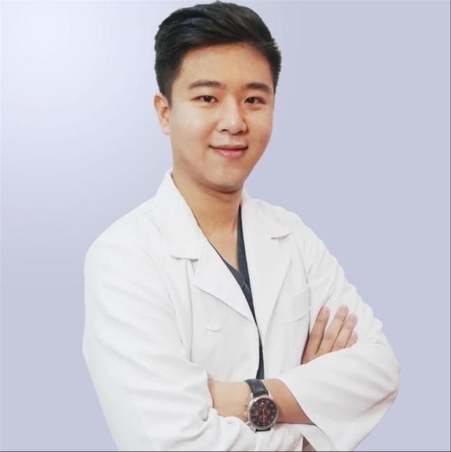 Bác sĩ trẻ truyền cảm hứng ảnh 1