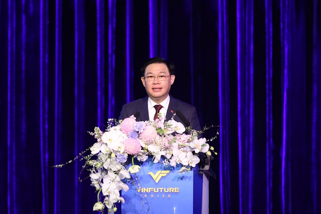 Vinh danh các công trình khoa học tái thiết đời sống sau đại dịch COVID-19 - Ảnh 1. Vinh danh các công trình khoa học tái thiết đời sống sau đại dịch COVID-19 - Ảnh 1.