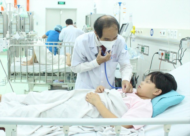 Bệnh viện TPHCM nhộn nhịp mời thầu trở lại ảnh 1
