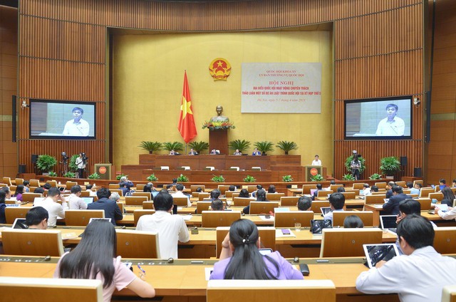 Dự án Luật Đấu thầu (sửa đổi): Cần có cơ chế để đàm phán giá để mua sắm thiết bị, vật tư y tế với giá tốt nhất - Ảnh 1. Dự án Luật Đấu thầu (sửa đổi): Cần có cơ chế để đàm phán giá để mua sắm thiết bị, vật tư y tế với giá tốt nhất - Ảnh 1.