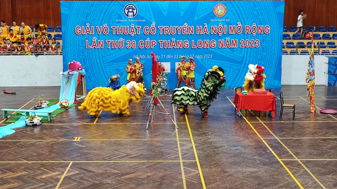 Tiết mục biểu diễn Song Long khai hội – Tam Lân hỉ phá