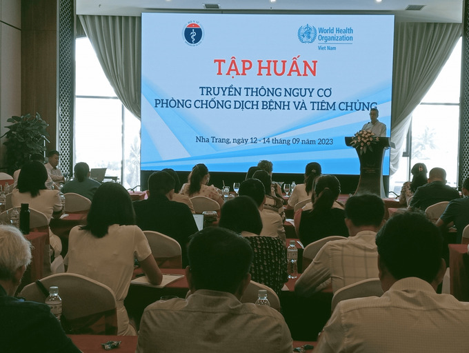 Quang cảnh lớp tập huấn