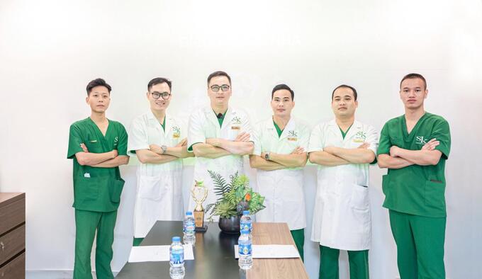Những buổi đào tạo nội bộ có sự tham gia của bác sĩ, phụ tá tại Nha khoa SK