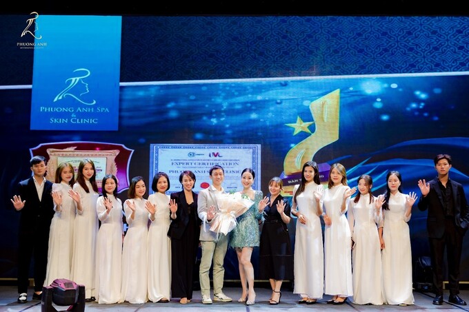 Dương Quỳnh Anh -  nữ CEO xinh đẹp và bản lĩnh