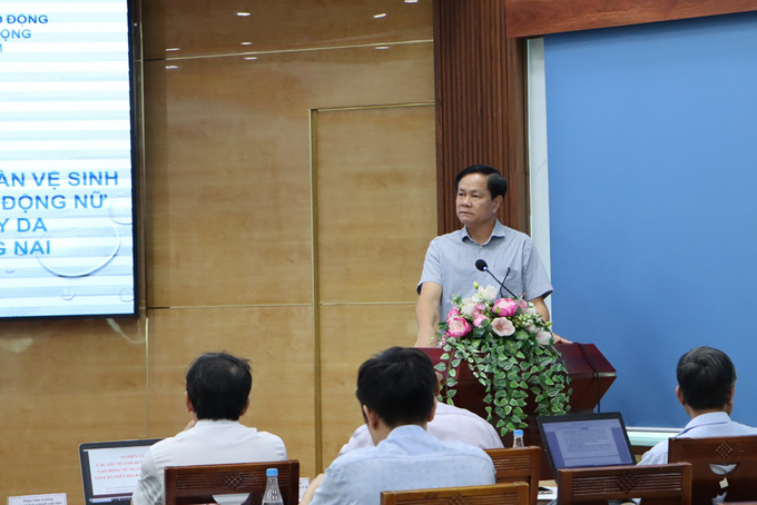 BS.CKII Nguyễn Văn Bình, Phó Giám đốc Sở Y tế phát biểu đóng góp ý kiến tại hội thảo