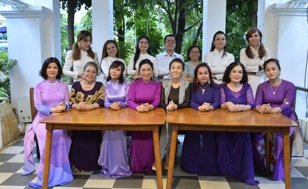 Tập thể ban tổ chức chương trình “Người Dẫn Đường”  