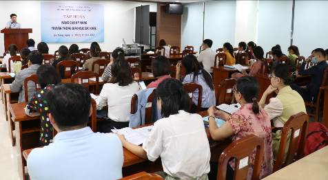 Quang cảnh lớp tập huấn