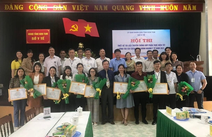 Sở Y tế trao giải hội thi thiết kế tài liệu truyền thông, góp phần thực hiện tốt công tác cải cách hành chính ngành y tế năm 2023