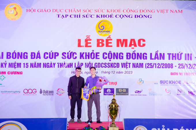 Giải Thủ môn xuất sắc nhất