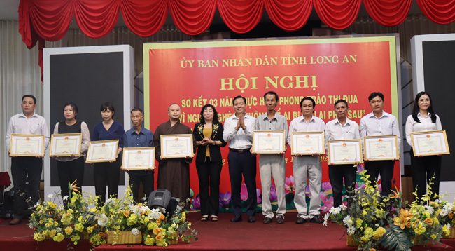 Các cá nhân nhận bằng khen của Chủ tịch UBND tỉnh