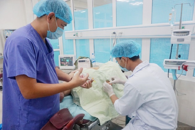 Hỗ trợ tiền ăn cho người bệnh và nhân viên y tế trực Tết Nguyên đán Giáp Thìn năm 2024 (ảnh minh họa)