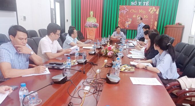 Quang cảnh cuộc họp