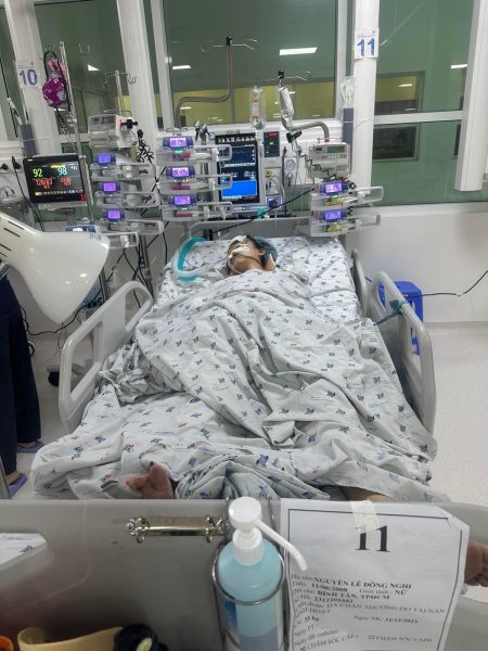 Bé gái N.L.Đ.N bị đa chấn thương nặng được điều trị tích cực tại khoa hồi sức ngoại