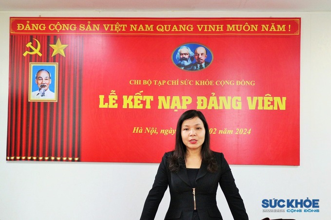Đồng chí Nguyễn Thị Thanh Thủy - Phó Bí thư Đảng ủy Khối Doanh nghiệp quận Cầu Giấy phát biểu tại buổi lễ