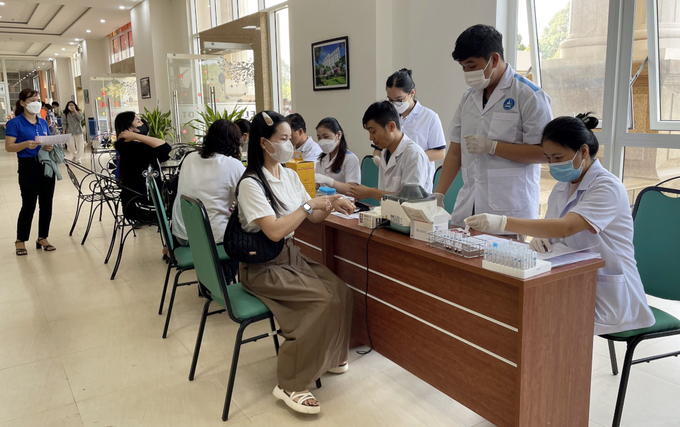 Đông đảo cán bộ, công chức, viên chức, đoàn viên thanh niên, sinh viên tham gia Lễ hội xuân hồng 2024