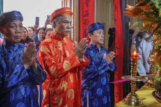 Nghi lễ dâng hương giỗ y tổ Hải Thượng Lãn Ông
