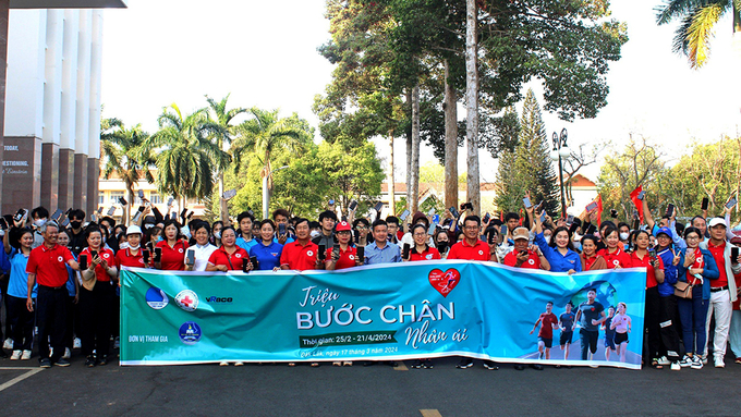 Các đại biểu, tình nguyện viên đăng ký hưởng ướng chiến dịch
