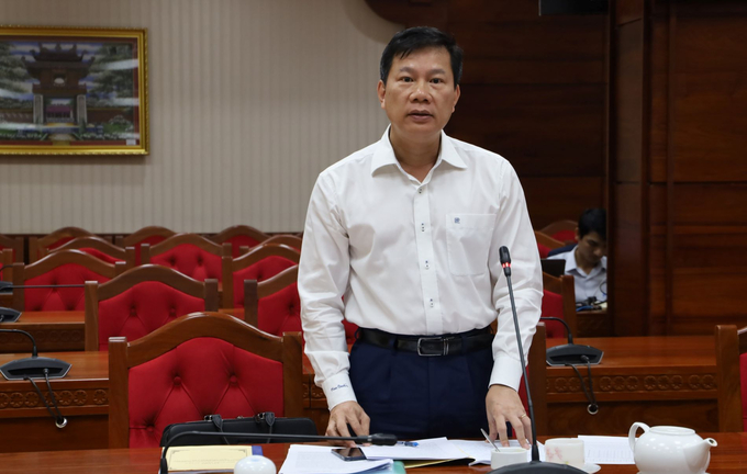Phó Giám đốc Sở Y tế Hoàng Nguyên Duy phát biểu thảo luận tại hội nghị