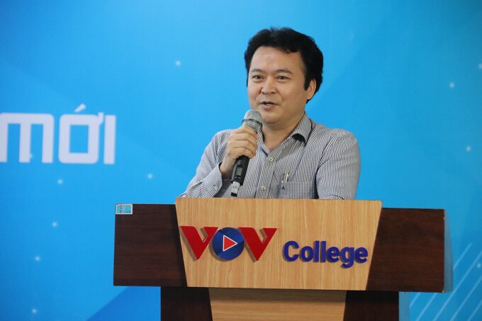 TS Kim Ngọc Anh – Hiệu trưởng Trường Vov College chia sẻ tại buổi lễ ra mắt