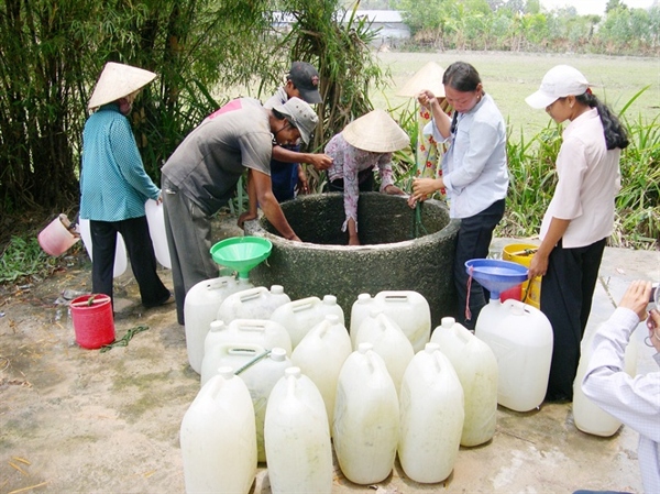 Người dân thiếu nước sinh hoạt cục bộ (Ảnh minh họa)