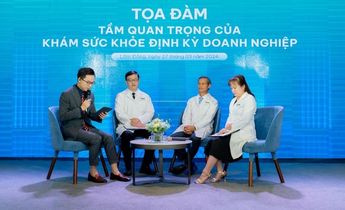 Tọa đàm “Tầm quan trọng của khám sức khỏe định kỳ doanh nghiệp”  