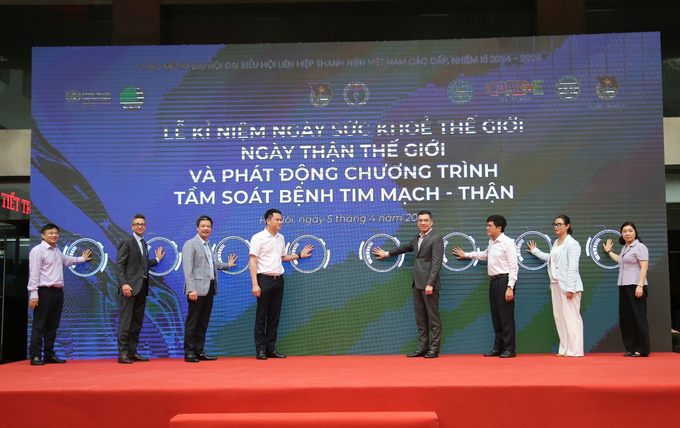 Lễ kỷ niệm Ngày Sức khỏe thế giới, Ngày Thận thế giới và phát động chương trình tầm soát bệnh tim mạch - thận