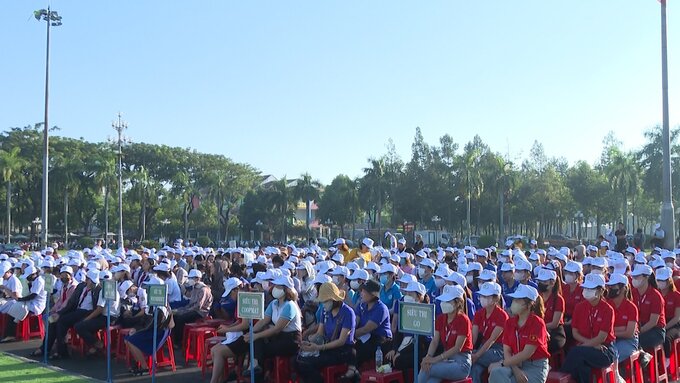 Quang cảnh buổi lễ phát động
