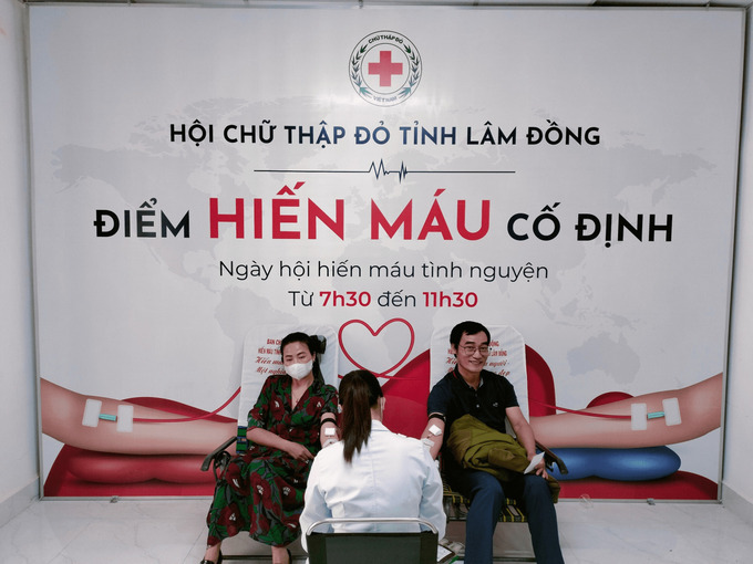 Hội Chữ thập đỏ Lâm Đồng phối hợp với Bệnh viện Đa khoa tỉnh tổ chức hiến máu tình nguyện