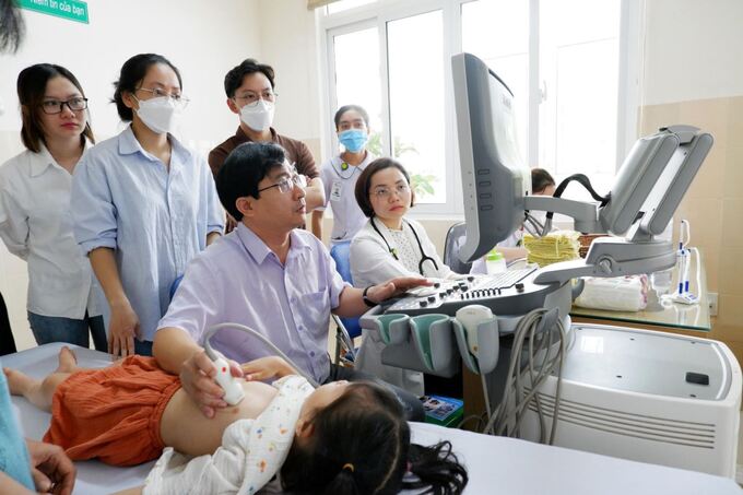 Hơn 250 trẻ được khám sàng lọc miễn phí bệnh tim bẩm sinh