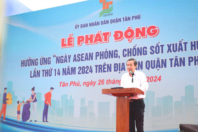 TS.BS Nguyễn Văn Vĩnh Châu - Phó Giám đốc Sở Y tế TP. HCM phát biểu chỉ đạo tại buổi lễ
