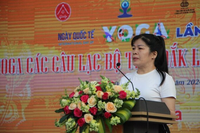 Phó Giám đốc Sở Văn hóa, Thể thao và Du lịch tỉnh Nguyễn Thụy Phương Hiếu phát biểu khai mạc