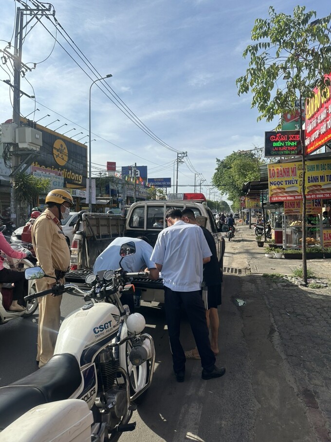 Phòng CSGT thường xuyên tuyên truyền kết hợp xử lý nghiêm những trường hợp điều khiển xe tự chế, không đảm bảo  an toàn kỹ thuật lưu thông trên đường