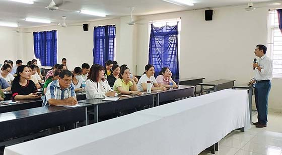 DS.CKII Lâm Quang Khải - Phó Trưởng phòng Nghiệp vụ Dược, Sở Y tế phát biểu tại hội nghị