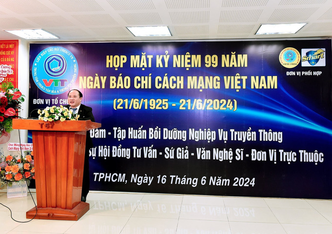Ông Phạm Đình Vương - Giám đốc Trung Tâm UNESCO Văn hoá và Thông tin Truyền thông phát biểu khai mạc