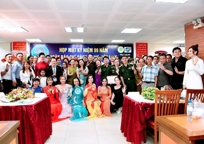 Các đại biểu tham dự chương trình
