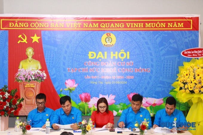 Ban Chấp hành lâm thời điều hành Đại hội Công đoàn Tạp chí Sức Khỏe Cộng Đồng