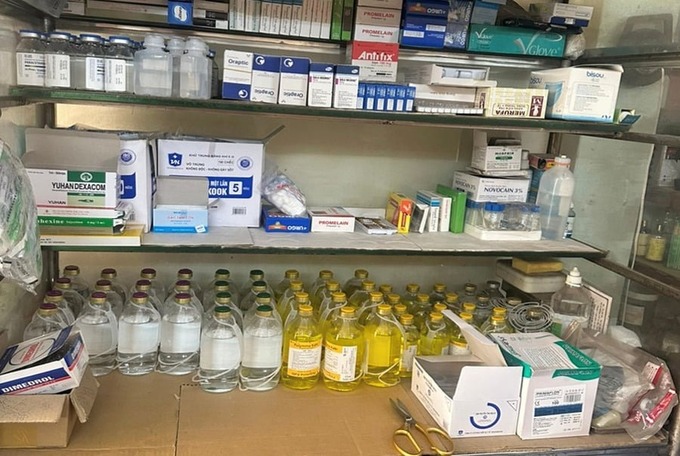 Các thuốc, dịch truyền không rõ nguồn gốc, xuất xứ tại Công ty TNHH Y tế Toàn Phúc