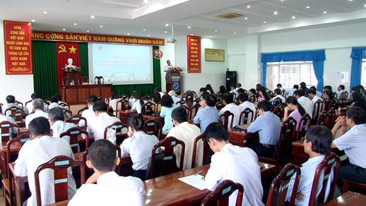 Quang cảnh hội nghị tại Bệnh viện phụ sản Tiền Giang