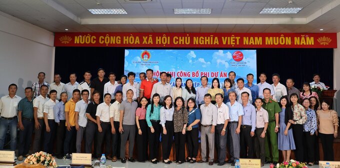 Đại diện các địa phương, đơn vị tham gia phi dự án