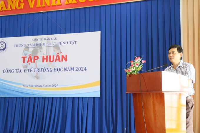 ThS.BS.CK II Hoàng Hải Phúc - Giám đốc Trung tâm Kiểm soát bệnh tật tỉnh phát biểu chỉ đạo tại lớp tập huấn (ảnh: Đình Thi)