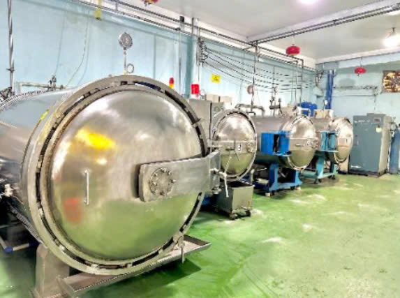 Công nghệ tiệt trùng T.P Hex giúp giữ nguyên chất lượng và hình dáng sợi yến