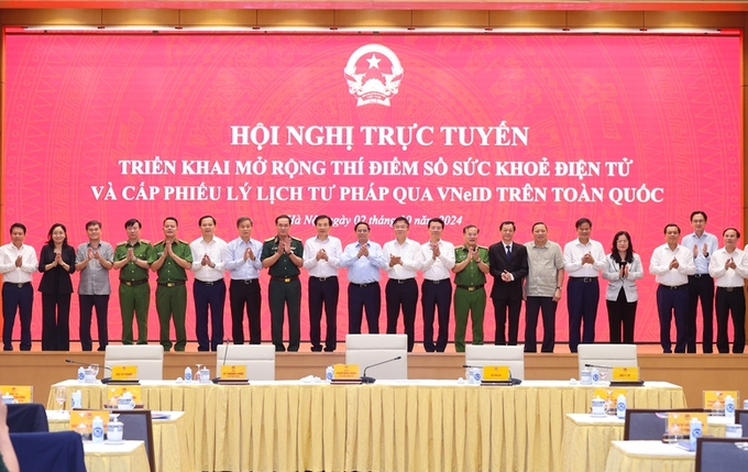 Hội nghị trực tuyến triển khai mở rộng thí điểm sổ sức khỏe điện tử và cấp phiếu lý lịch tư pháp qua VneID trên toàn quốc