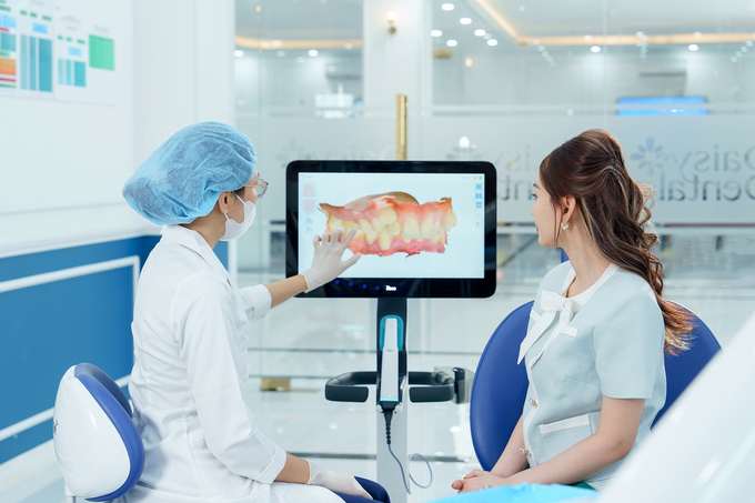 Việc thăm khám răng miệng định kỳ sẽ giúp phát hiện sớm các vấn đề về răng miệng, từ đó tìm ra phương án khắc phục kịp thời