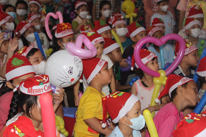 Chuong-trinh-dieu-uoc-cua-em-mang-lai-niem-vui-cho-hang-tram-benh-nhi