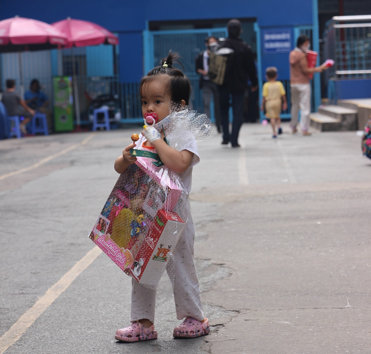 Chuong-trinh-dieu-uoc-cua-em-mang-lai-niem-vui-cho-hang-tram-benh-nhi-10