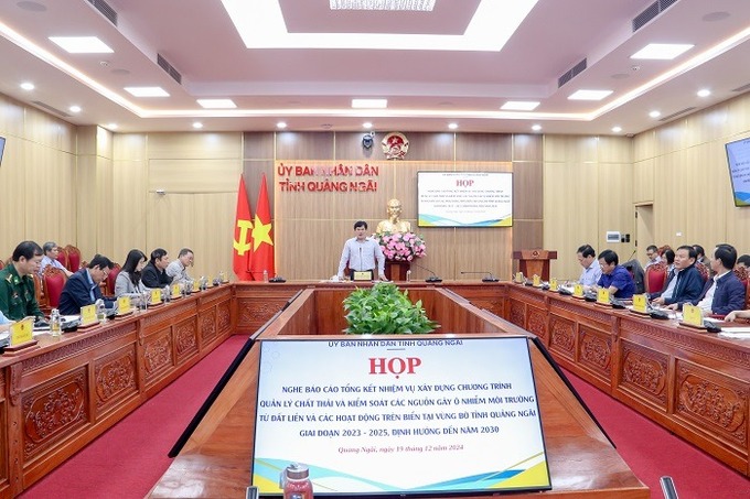 Quang cảnh cuộc họp